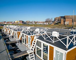 Verblijf 060724 • Vakantiewoning IJsselmeer • Floating in Friesland 