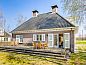 Guest house 230395 • Bungalow Friese bossen • Atalanta Bubbelbad buiten 8  • 7 of 8