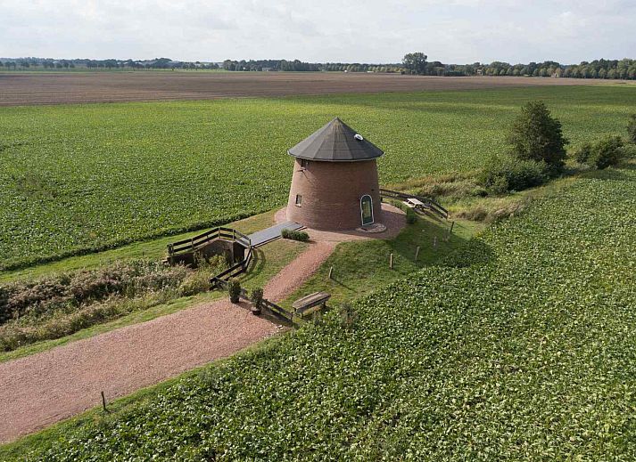 Verblijf 352704 • Vakantiewoning Zuidoost Groningen • Bijzondere en prachtig gelegen 6 persoons voormalige molen 