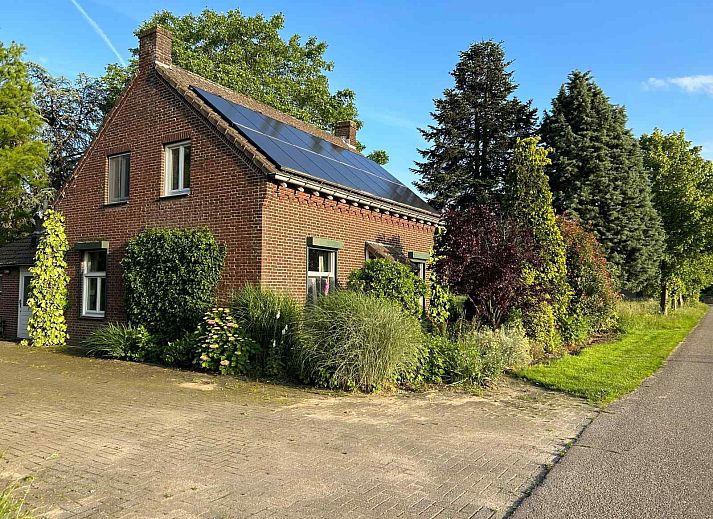 Guest house 373611 • Holiday property Midden Limburg • Vrijstaand 6-persoons vakantiehuis in Neer, nabij 