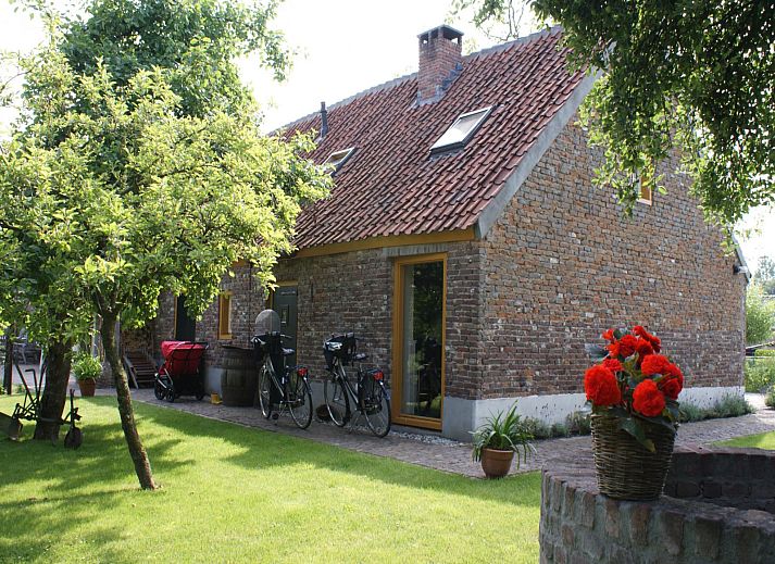 Guest house 420314 • Holiday property Hart van Brabant • Sfeervolle vakantieboerderij voor vier personen in 