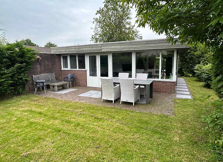 Verblijf 454208 • Vakantiewoning Noordzeekust • Comfortabele 6-persoons vakantiebungalow met tuin in 