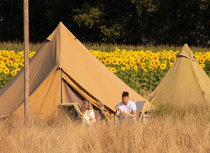 Verblijf 524649 • Tenthuis Twente • Pop-up glamping: Buurvrouws' Belltentje | 2-4 personen 