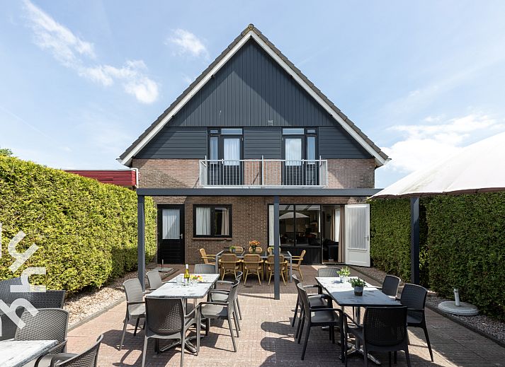 Guest house 5501103 • Holiday property Noordwest Overijssel • 20 persoons groepsaccommodatie in het centrum van Giethoorn 