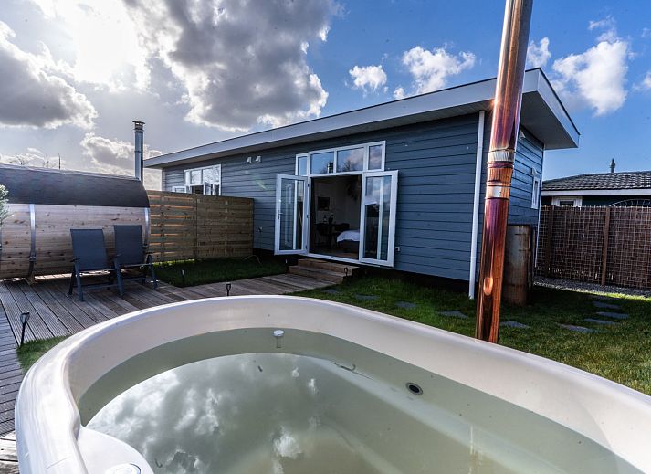 Unterkunft 560458 • Ferienhaus Utrecht noord • Luxe 2 persoons Tiny House met Hottub en Sauna aan de 