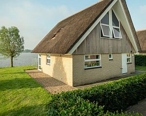 Guest house 120229 • Bungalow Sneekermeer • Waterpark Terherne | 4-6-persoons waterwoning - Buitenvaart  