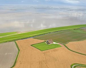 Guest house 260231 • Holiday property Het Friese platteland • Ruim landhuis voor 22 personen met uitzicht op de Waddenzee, 