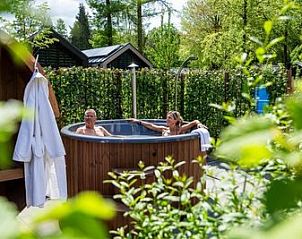 Guest house 410430 • Holiday property Kempen • Bosvlucht met hottub tekoop