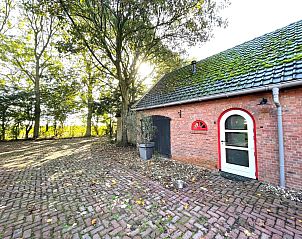 Verblijf 5903413 • Vakantiewoning Noord-Beveland • Gezellige 2-persoons boerderijstudio tussen landerijen in 