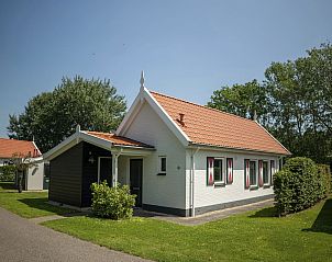 Guest house 6004154 • Bungalow Schouwen-Duiveland • Resort Haamstede | 4-persoons bungalow | 4B3 