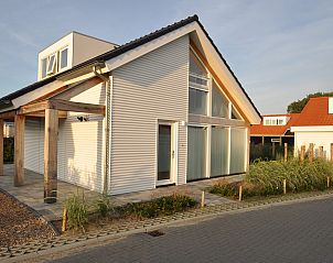Guest house 600740 • Holiday property Schouwen-Duiveland • Vakantiehuis Zonnedorp 28, "Het Witte Strandhuis" 